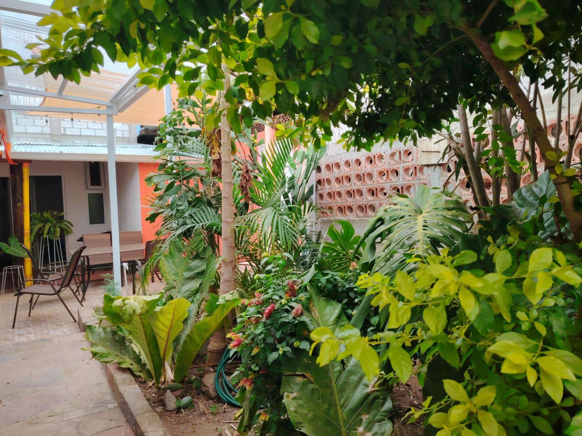 El Chirris B&B San Juan La Laguna Exterior photo